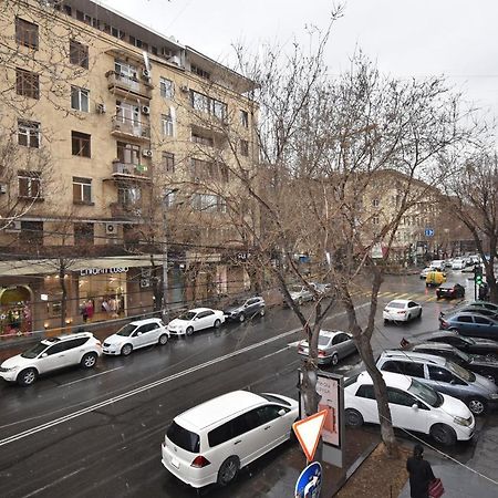 19Tumanyan Excellent Apartment In The Centre Of Capital 예레반 외부 사진